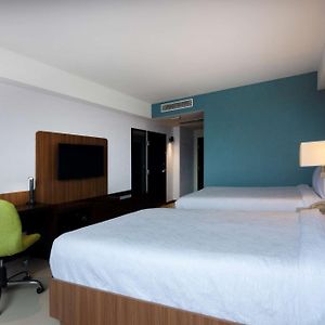 Standard Double Room Two Double Beds Non-Smoking